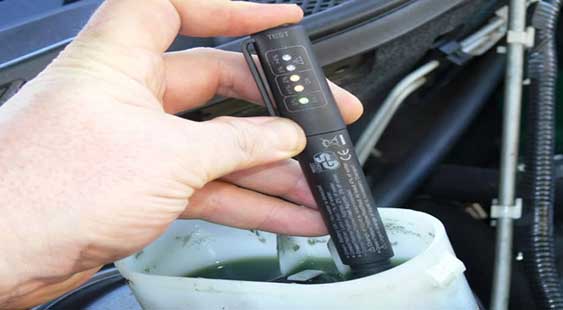 testing car brake fluid pic