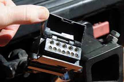 Caravan trailer plug